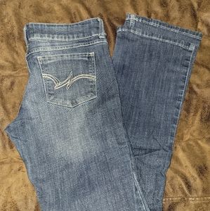 Women's Wrangler Boot Cut 7x34